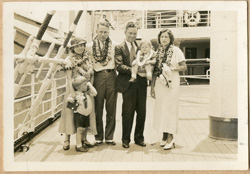 G-498-MC-72 James Lillian Ronald and Marilyn Dickson with James brother Sam and his wife - Intro to Lillian